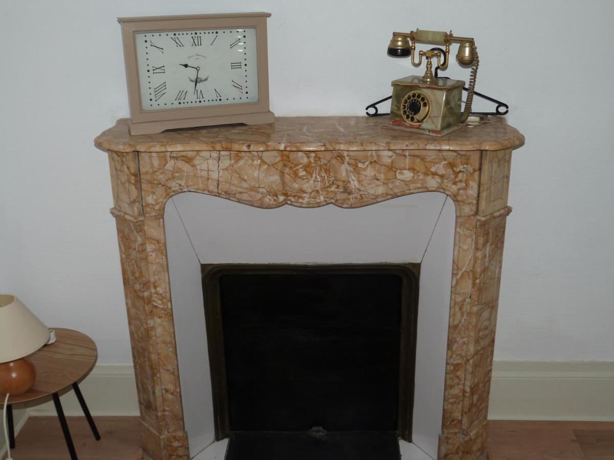 Le Compostelle Apartment Issoudun Luaran gambar