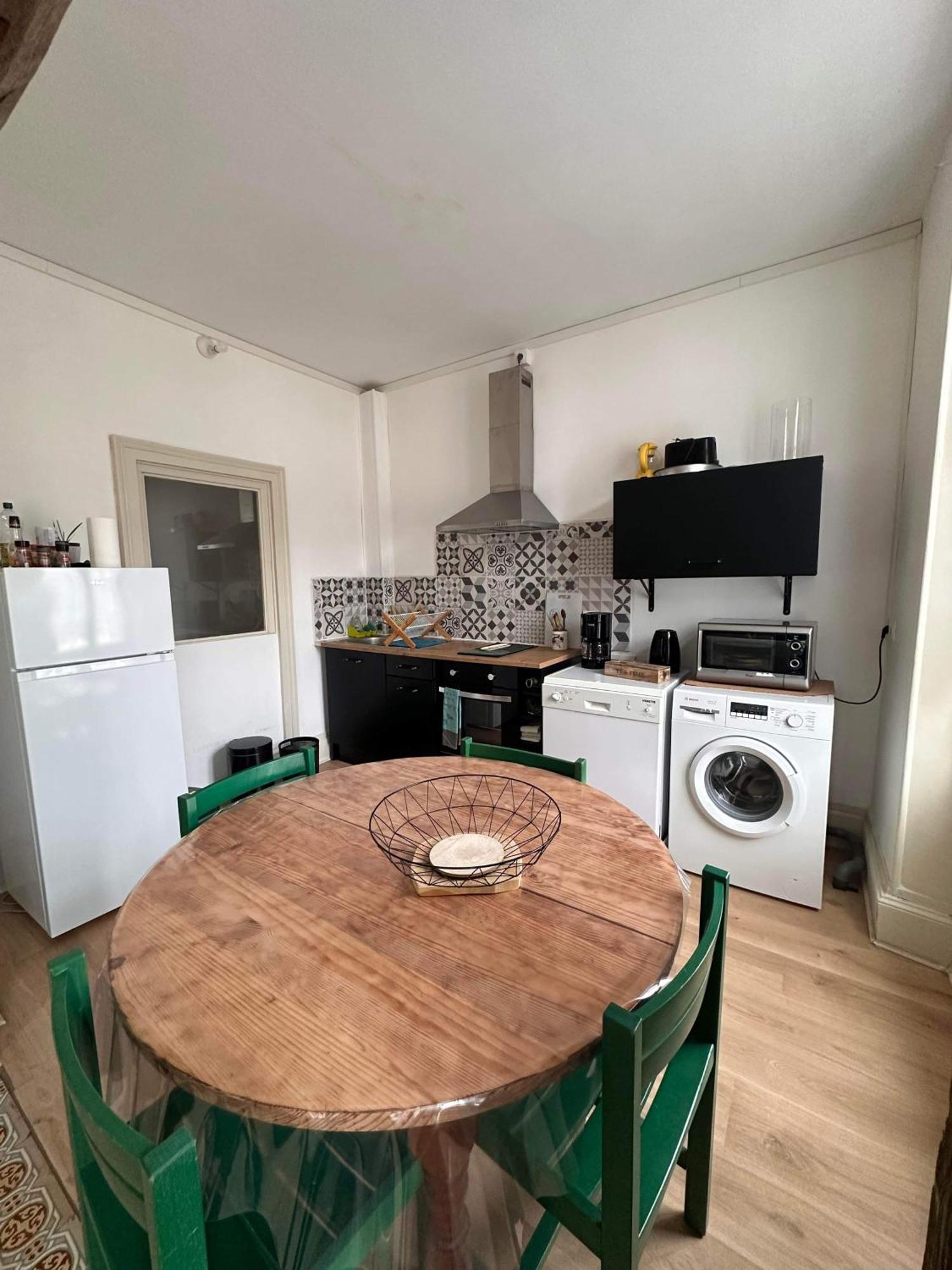 Le Compostelle Apartment Issoudun Luaran gambar